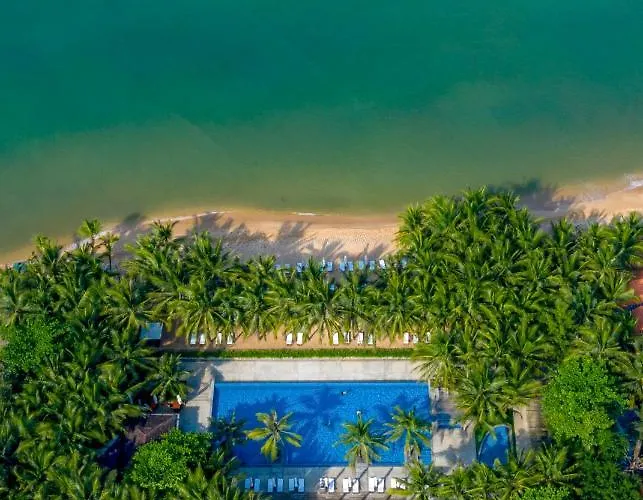 Jacuzzi-Hotel: Salinda Resort Phu Quoc - Sparkling Wine Breakfast